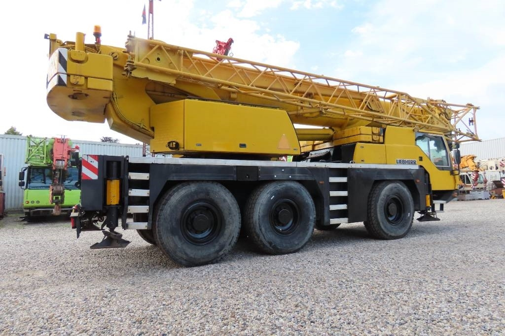 Liebherr LTM 1055-1 - Avtodvigalo za vse namene: slika 3 Liebherr LTM 1055-1 - Avtodvigalo za vse namene: slika 3