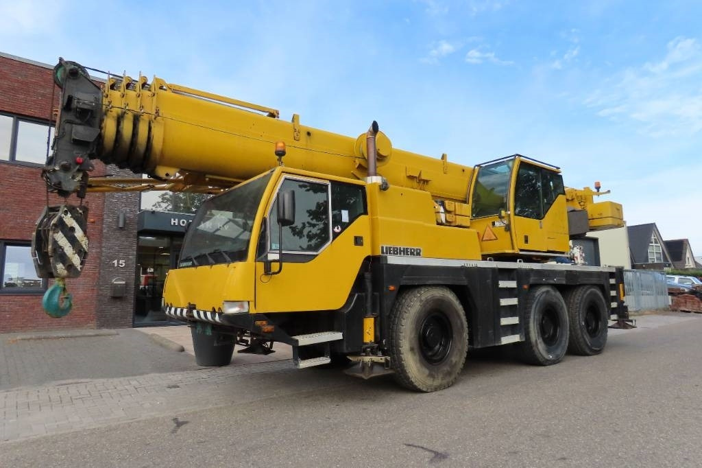 Liebherr LTM 1055-1 - Avtodvigalo za vse namene: slika 1 Liebherr LTM 1055-1 - Avtodvigalo za vse namene: slika 1