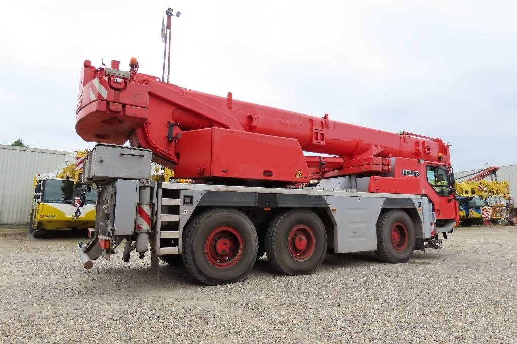 Liebherr LTM 1055-3.2 - Avtodvigalo za vse namene: slika 3 Liebherr LTM 1055-3.2 - Avtodvigalo za vse namene: slika 3