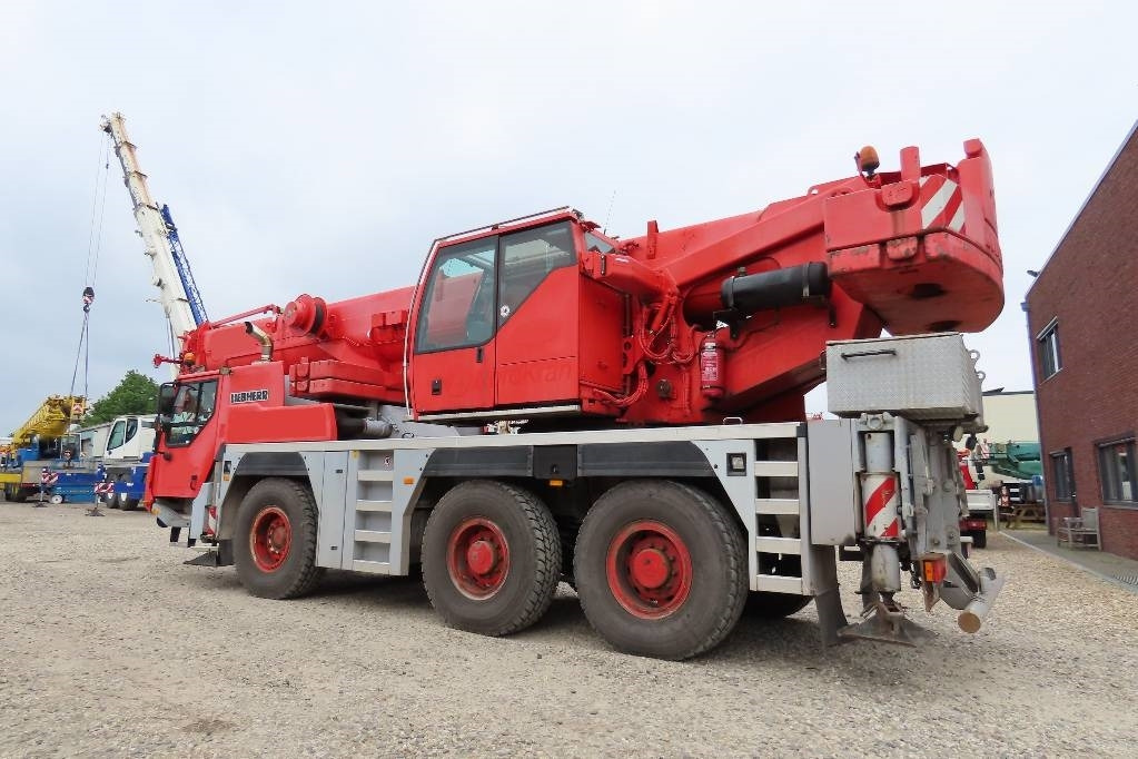 Liebherr LTM 1055-3.2 - Avtodvigalo za vse namene: slika 4 Liebherr LTM 1055-3.2 - Avtodvigalo za vse namene: slika 4