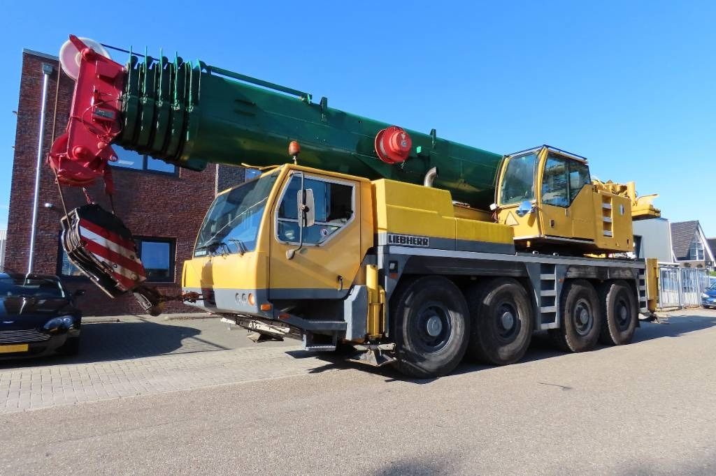 Liebherr LTM 1100-4.1 - Avtodvigalo za vse namene: slika 1 Liebherr LTM 1100-4.1 - Avtodvigalo za vse namene: slika 1
