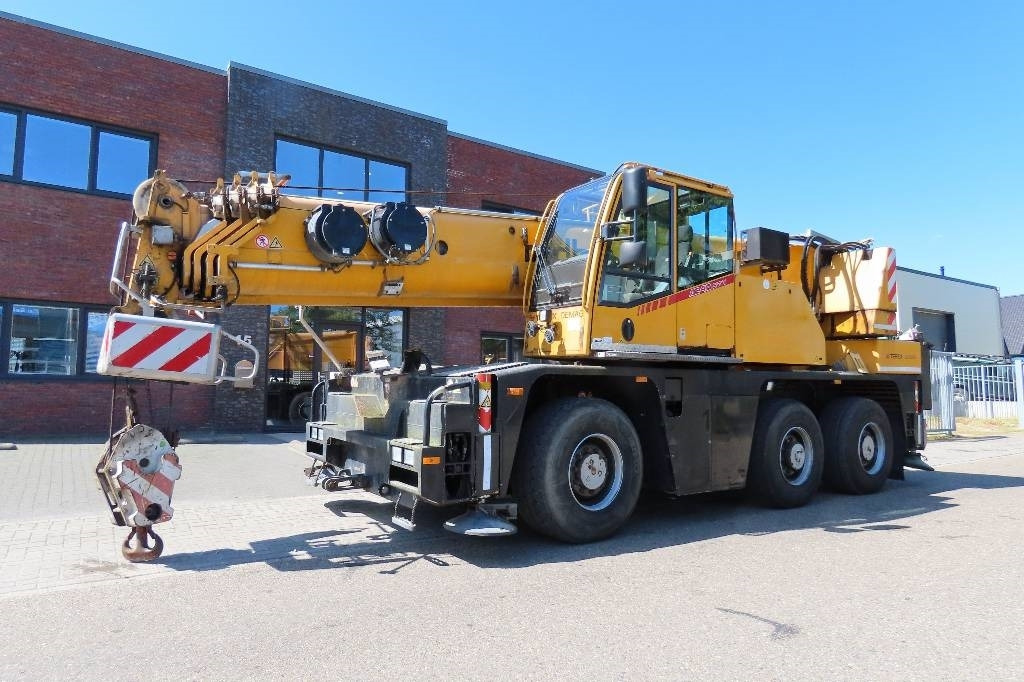 Terex Demag AC 40 City - Avtodvigalo za vse namene: slika 1 Terex Demag AC 40 City - Avtodvigalo za vse namene: slika 1