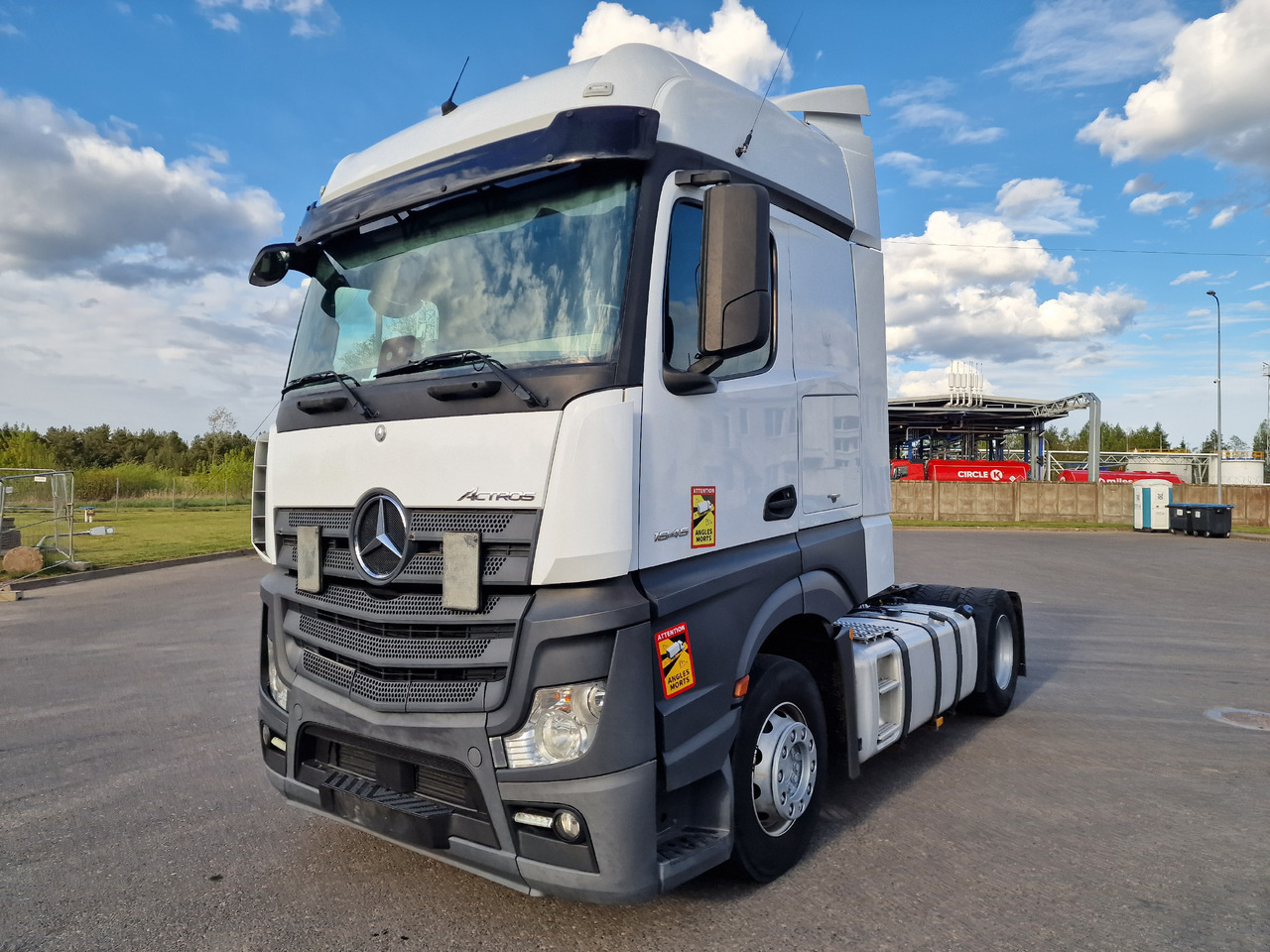 MERCEDES-BENZ Actros 1845 Retarder - Vlačilec: slika 2 MERCEDES-BENZ Actros 1845 Retarder - Vlačilec: slika 2