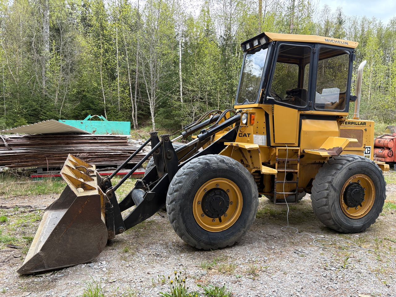 CAT 910 - Kolesni nakladalec: slika 1 CAT 910 - Kolesni nakladalec: slika 1