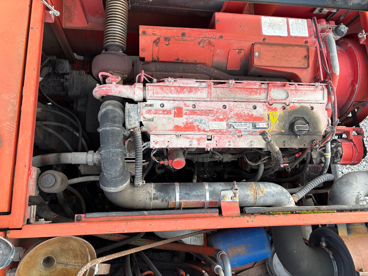 Deutz BF 6 M 1013 - Gradbena oprema: slika 1 Deutz BF 6 M 1013 - Gradbena oprema: slika 1