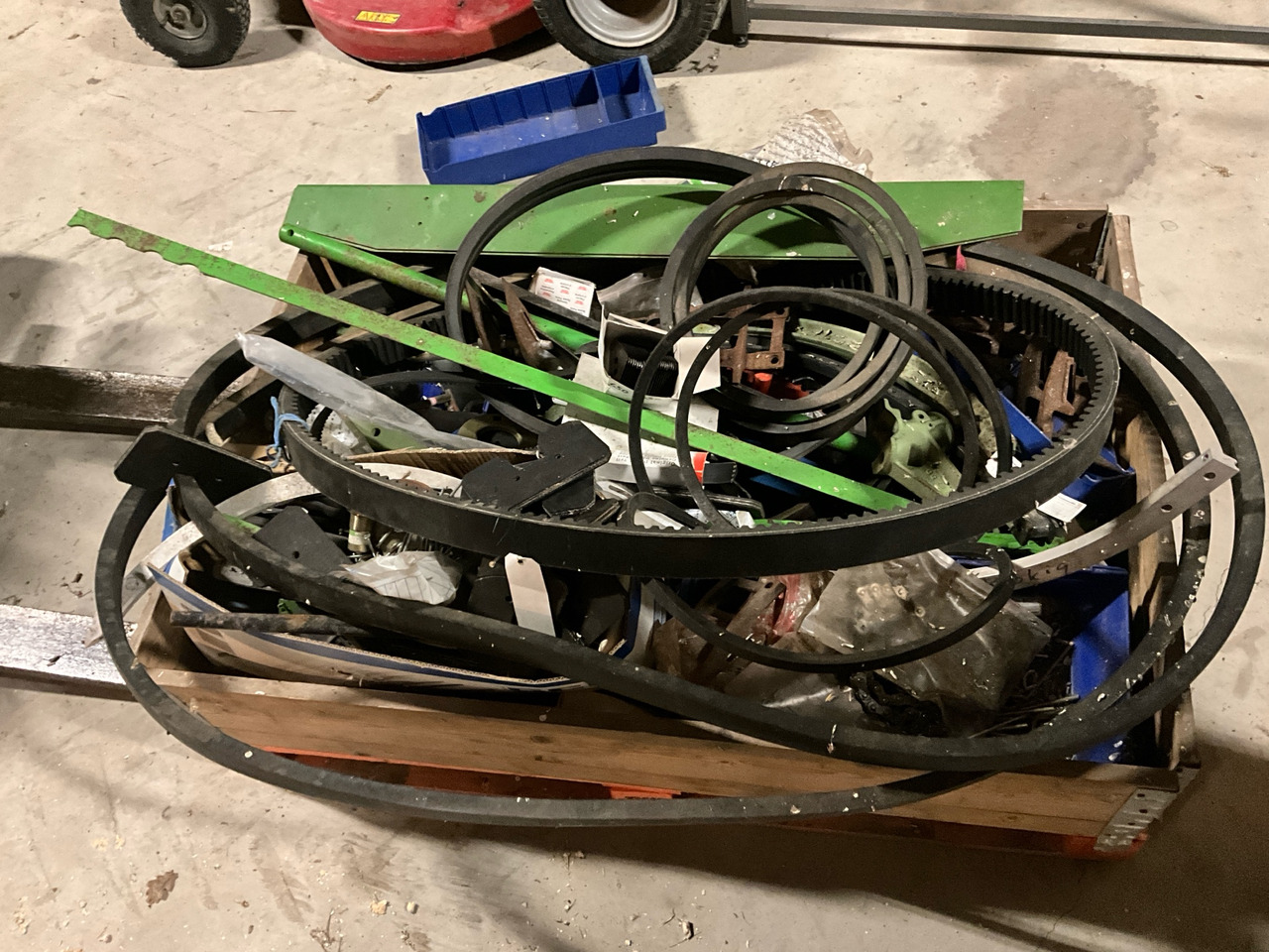 Deutz Fahr Skördetröska - Kombajn harvester: slika 1 Deutz Fahr Skördetröska - Kombajn harvester: slika 1