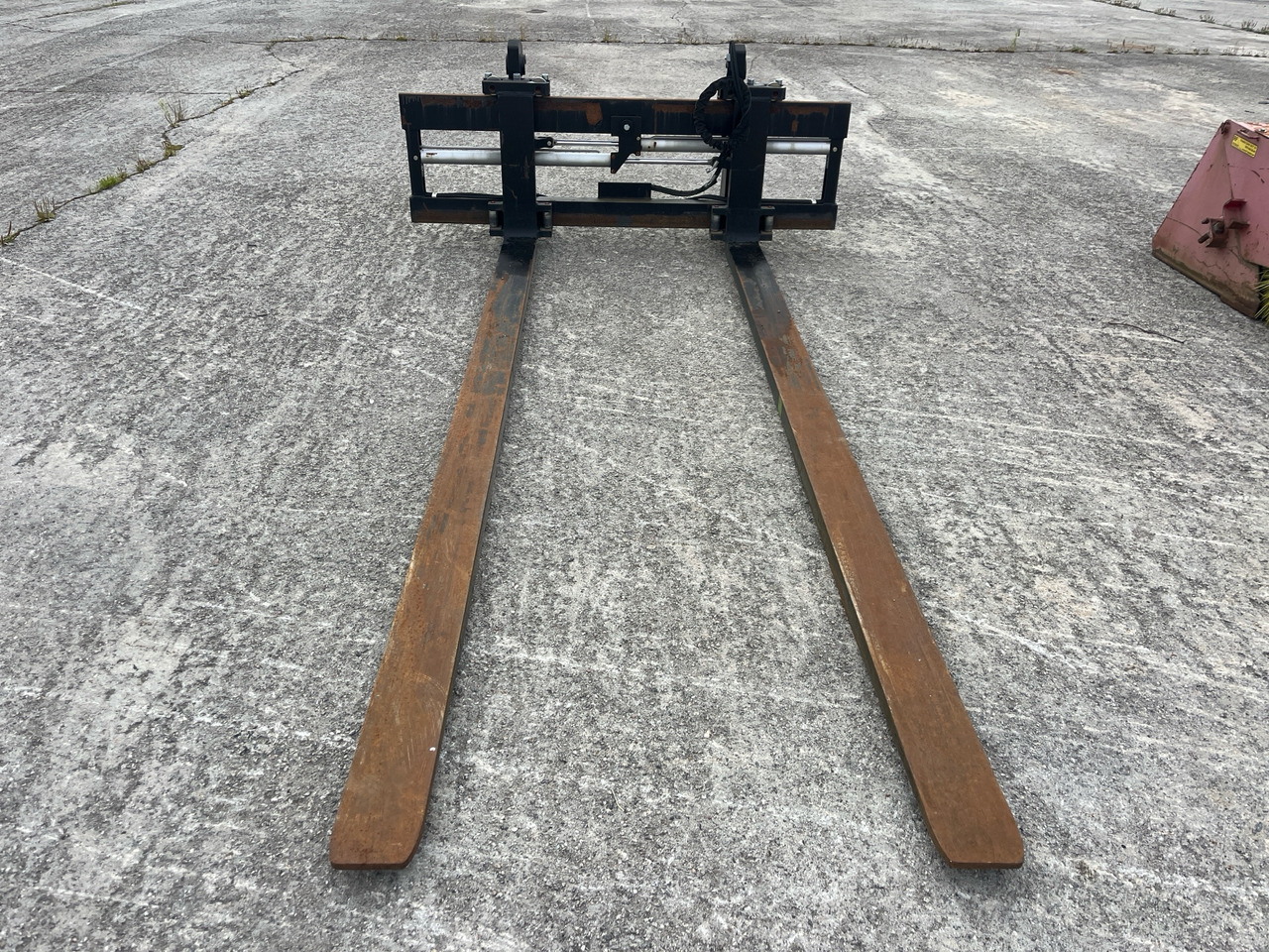 E.l.m 5000 kg 3,5 m - Vilice za Gradbeni stroj: slika 1 E.l.m 5000 kg 3,5 m - Vilice za Gradbeni stroj: slika 1