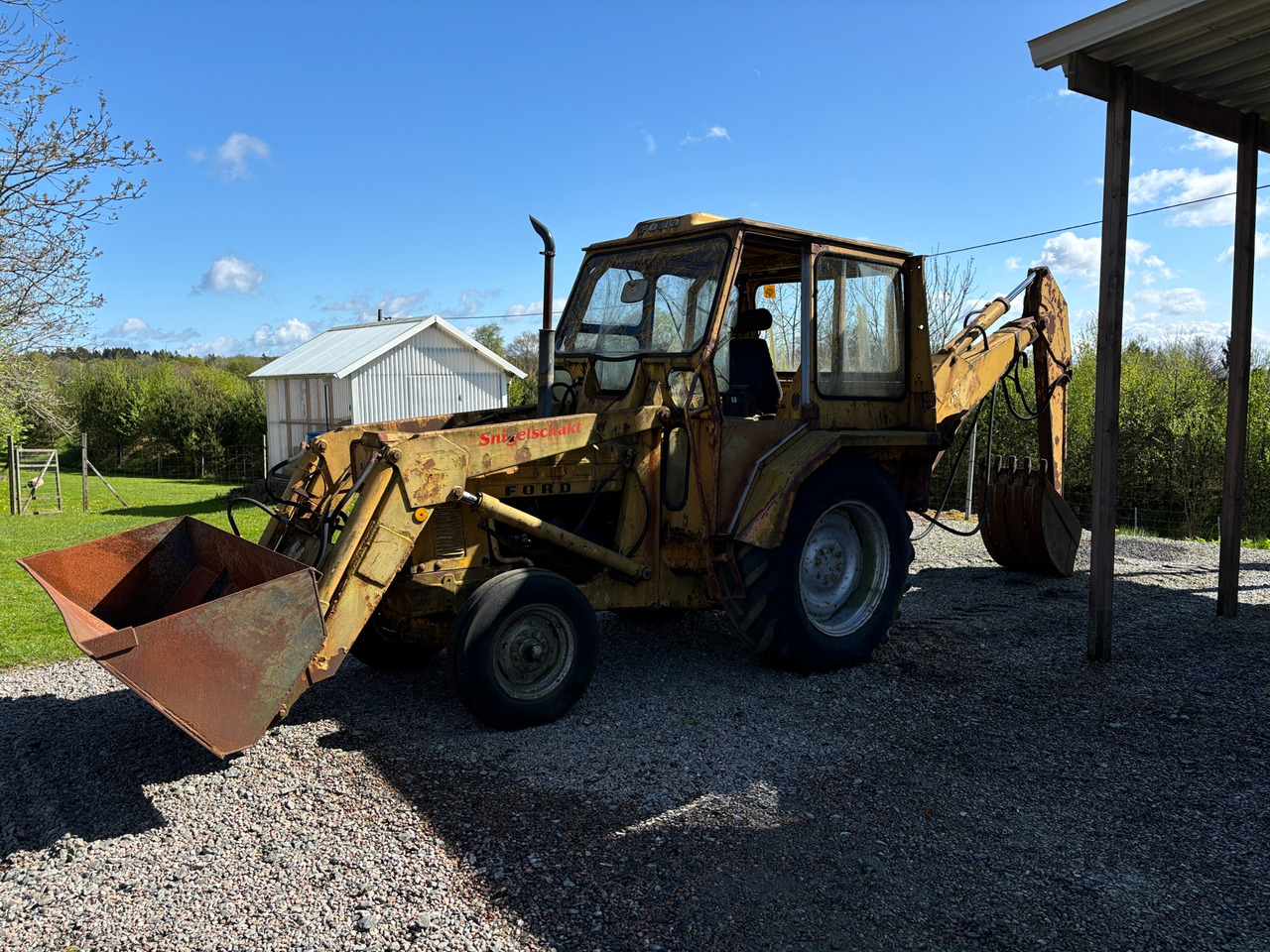 Ford 4500 - Bager nakladalec: slika 1 Ford 4500 - Bager nakladalec: slika 1
