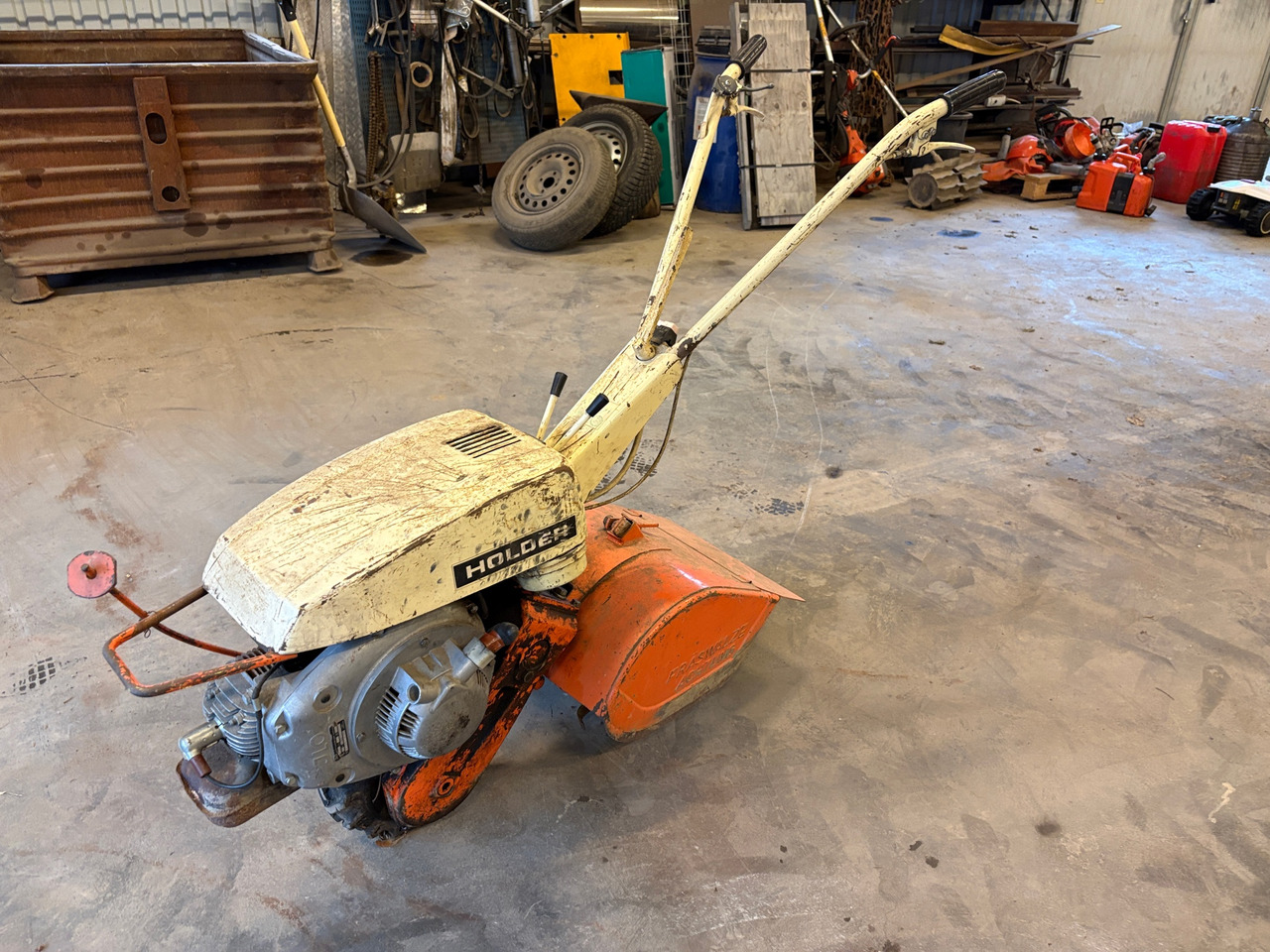 Holder R7 - Vrtni orač: slika 1 Holder R7 - Vrtni orač: slika 1