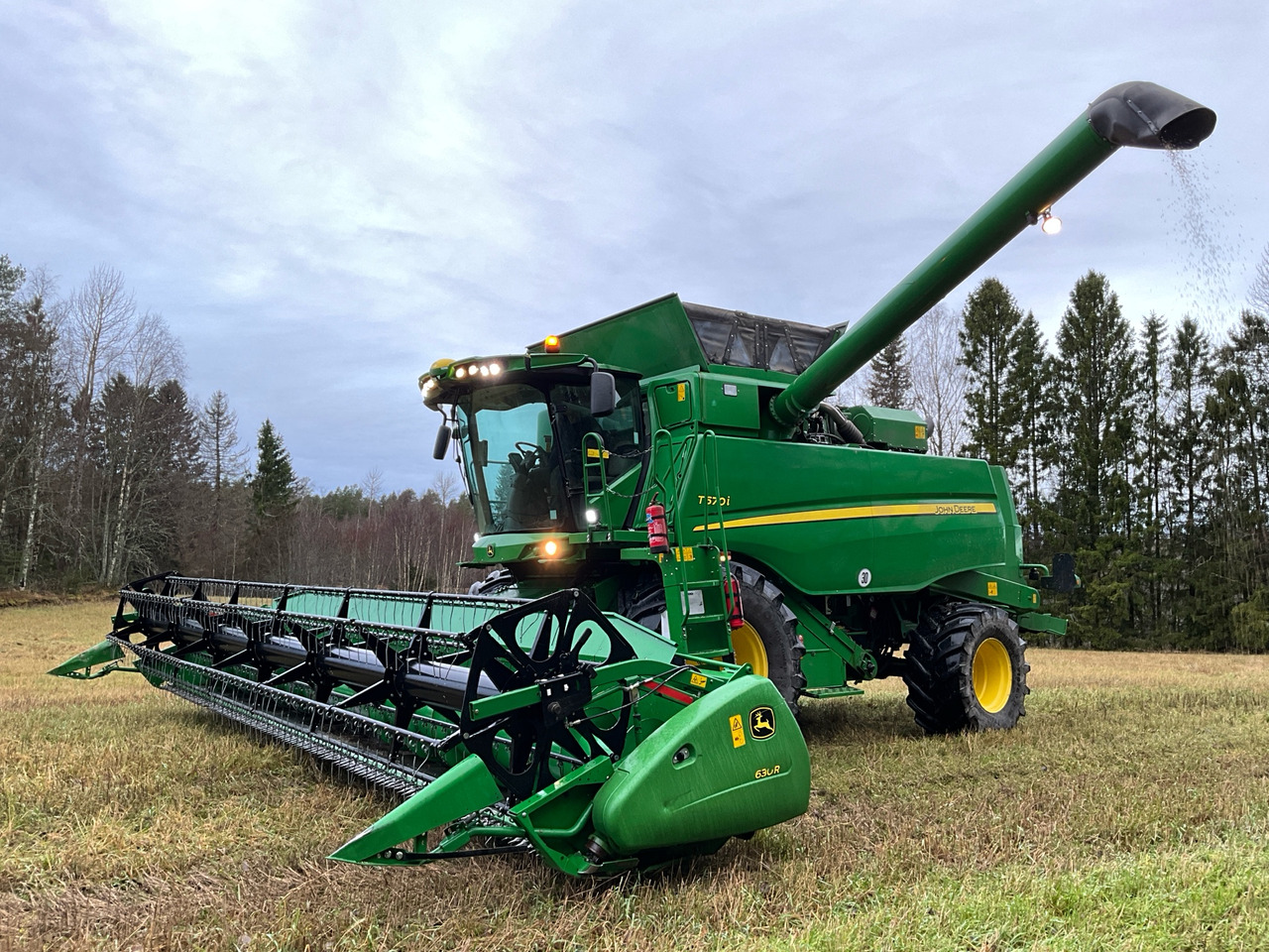 John Deere T670i - Kombajn harvester: slika 1 John Deere T670i - Kombajn harvester: slika 1