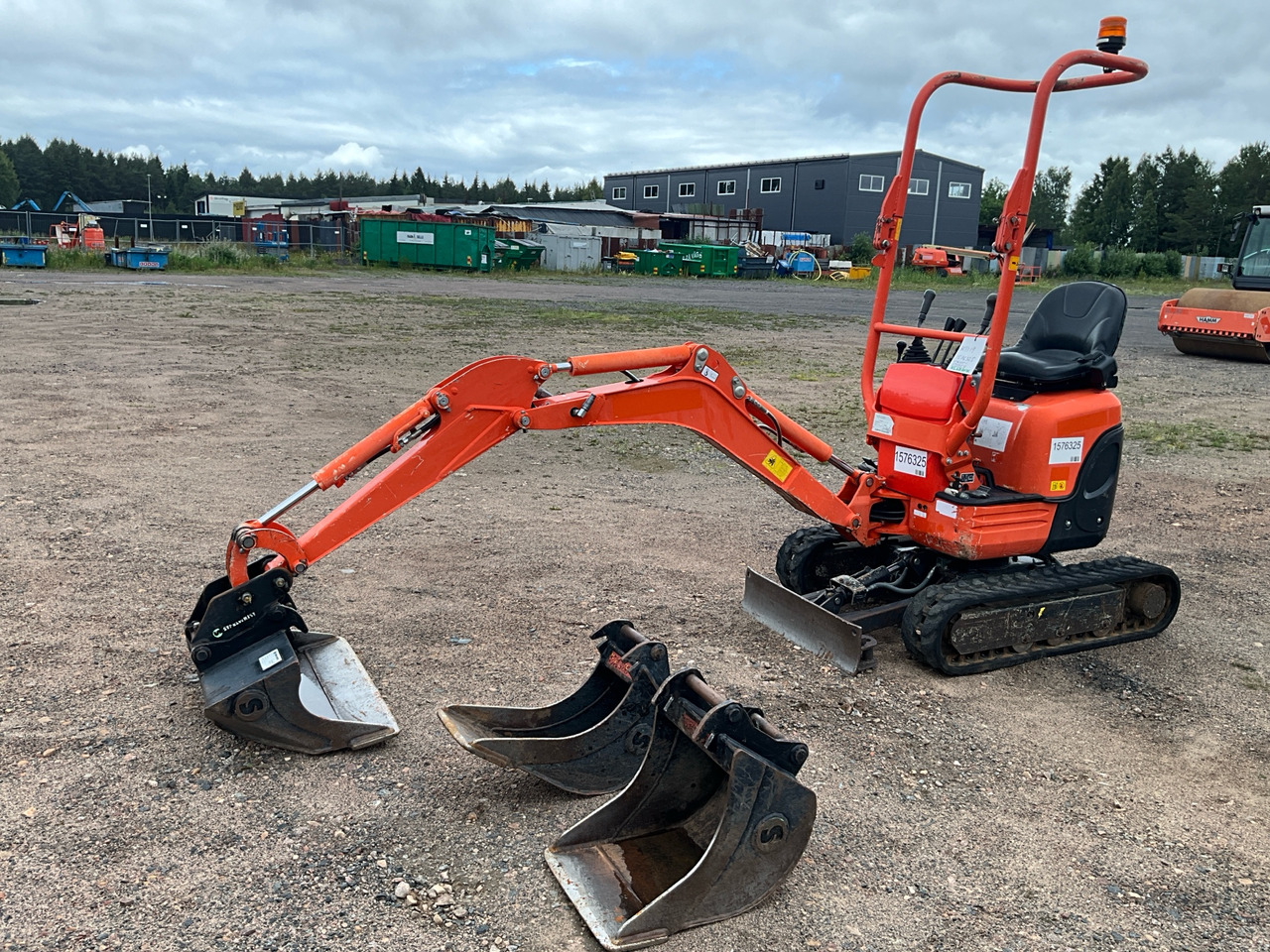 Kubota U10-3 - Bager: slika 1 Kubota U10-3 - Bager: slika 1