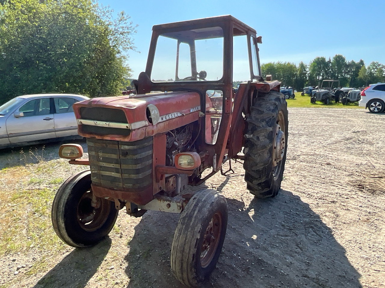 Massey Ferguson 165 - Traktor: slika 1 Massey Ferguson 165 - Traktor: slika 1