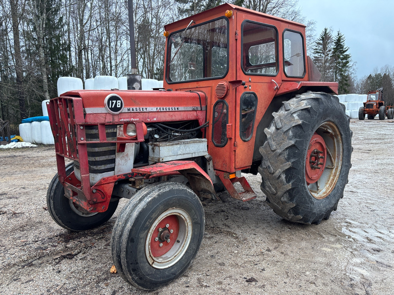 Massey Ferguson 178 - Traktor: slika 1 Massey Ferguson 178 - Traktor: slika 1