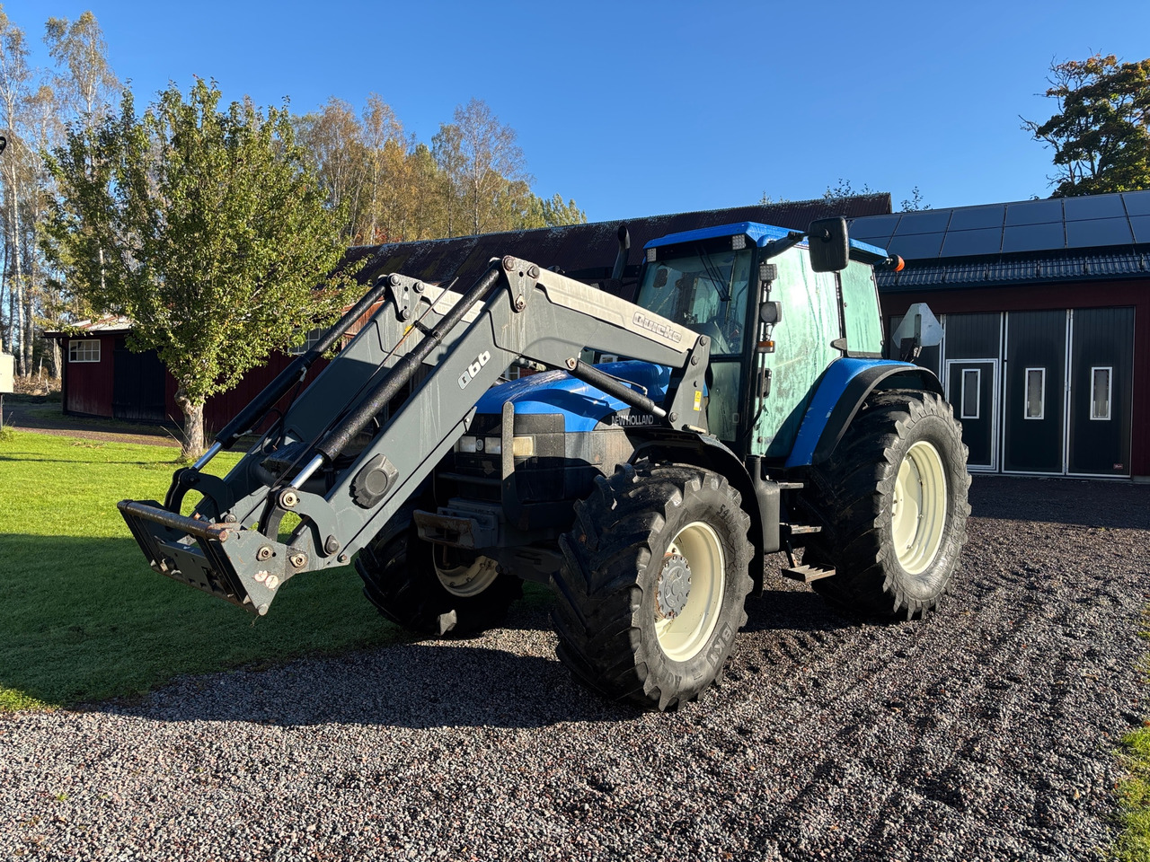New Holland TM150 - Traktor: slika 1 New Holland TM150 - Traktor: slika 1