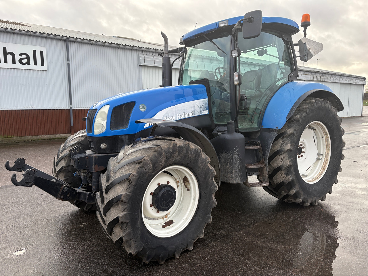 New Holland TS135A - Traktor: slika 1 New Holland TS135A - Traktor: slika 1
