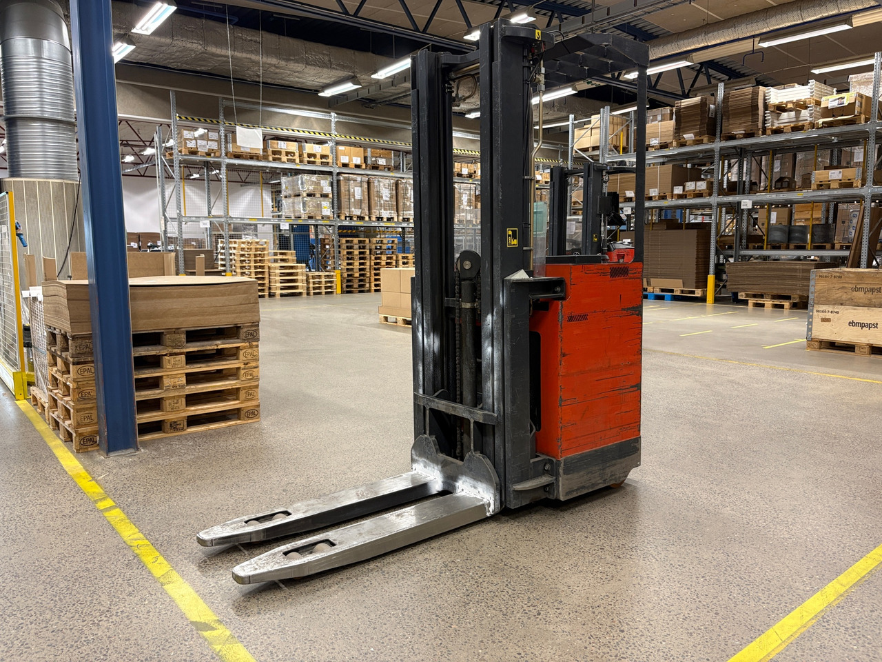 Linde L13 TTFYI - Oprema za rokovanje z materiali: slika 1 Linde L13 TTFYI - Oprema za rokovanje z materiali: slika 1