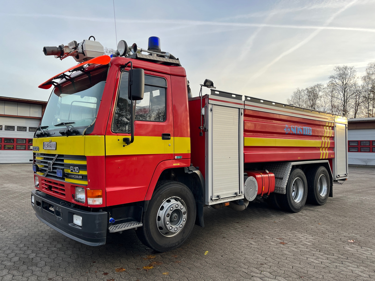 Volvo FL10 6x2 - Tovornjak: slika 1 Volvo FL10 6x2 - Tovornjak: slika 1