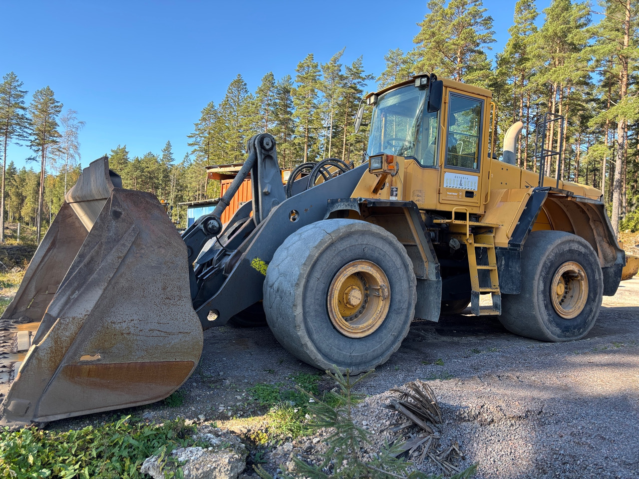 Volvo L180E - Kolesni nakladalec: slika 1 Volvo L180E - Kolesni nakladalec: slika 1