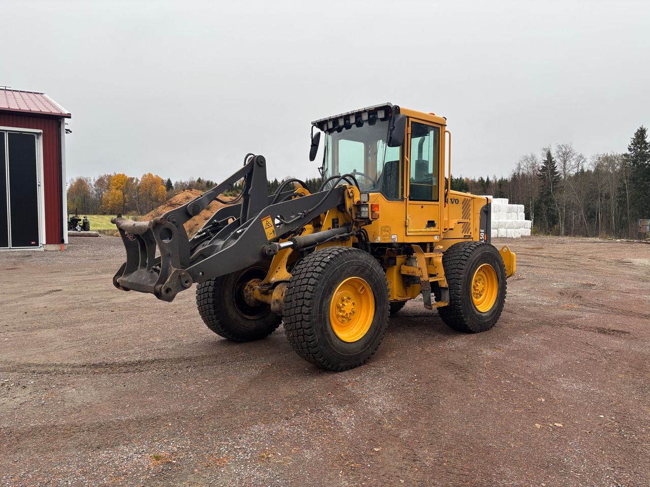 Volvo L50E - Kolesni nakladalec: slika 1 Volvo L50E - Kolesni nakladalec: slika 1