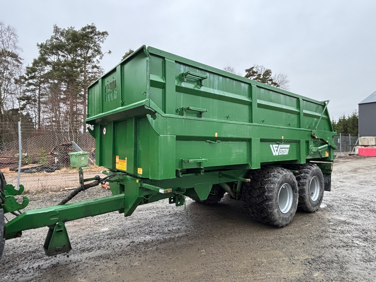 Western WF16DL - Kiper prikolica: slika 1 Western WF16DL - Kiper prikolica: slika 1