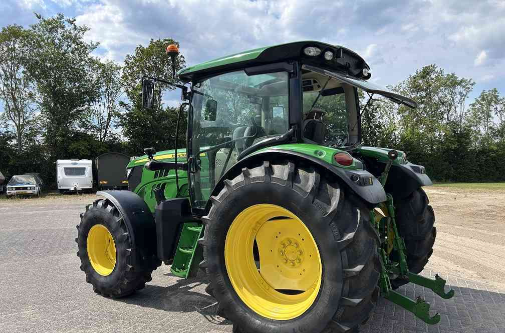 John Deere 6115R 6.115R - Traktor: slika 2 John Deere 6115R 6.115R - Traktor: slika 2