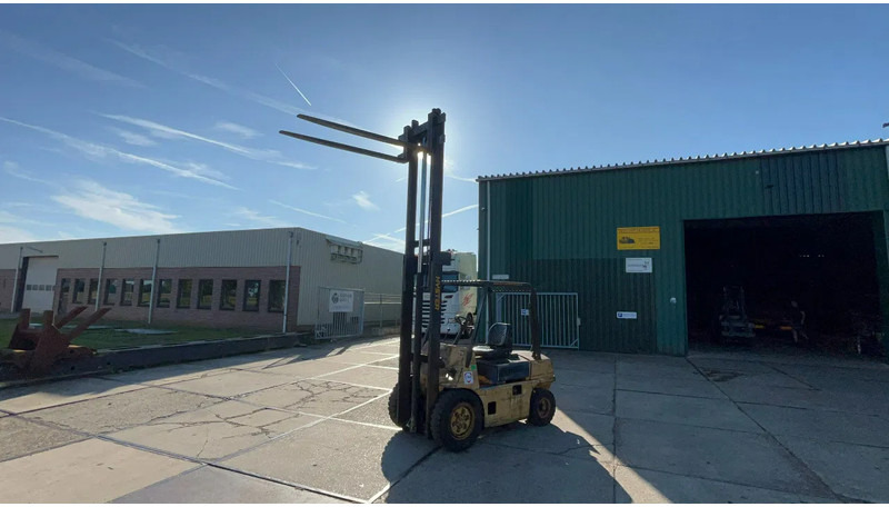 Hyster H50 Diesel Hyster H50 diesel - Diesel viličar: slika 3 Hyster H50 Diesel Hyster H50 diesel - Diesel viličar: slika 3