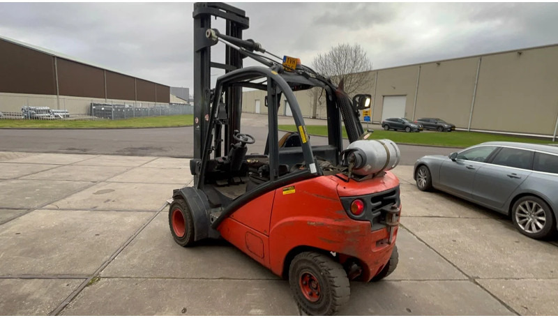 Linde H35T Linde H35 T - Plinski viličar: slika 4 Linde H35T Linde H35 T - Plinski viličar: slika 4