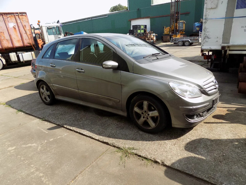 Mercedes-Benz B-Klasse 200 CDI - Avtomobil: slika 3 Mercedes-Benz B-Klasse 200 CDI - Avtomobil: slika 3