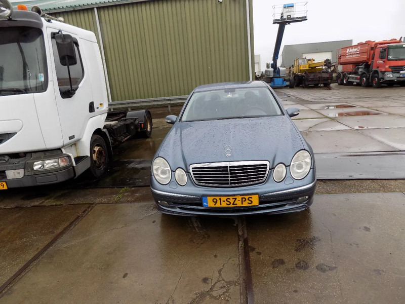 Mercedes-Benz E.320.CDI - Avtomobil: slika 3 Mercedes-Benz E.320.CDI - Avtomobil: slika 3