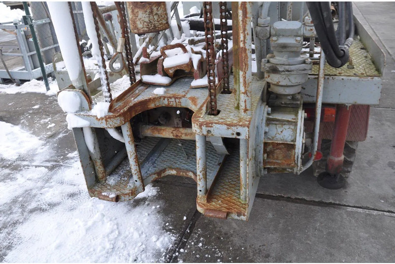 Vrtalna naprava Unimog Mercedes S 404 boormachine Bomag: slika 15 Vrtalna naprava Unimog Mercedes S 404 boormachine Bomag: slika 15