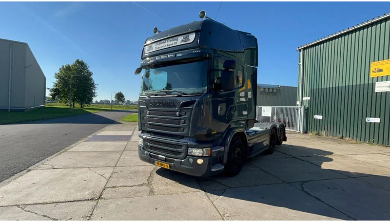 Scania R730 Clean Nordic Scania R730 trekker BLACK ON GREY - Vlačilec: slika 2 Scania R730 Clean Nordic Scania R730 trekker BLACK ON GREY - Vlačilec: slika 2