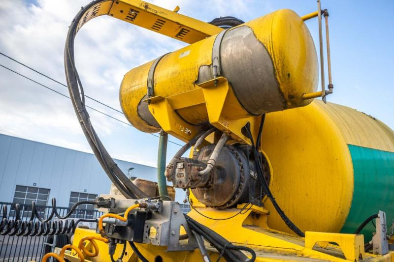 DE BUF BETON MIXER/MISCHER/MALAXEUR12M³ - Polprikolica mešalec betona: slika 5 DE BUF BETON MIXER/MISCHER/MALAXEUR12M³ - Polprikolica mešalec betona: slika 5
