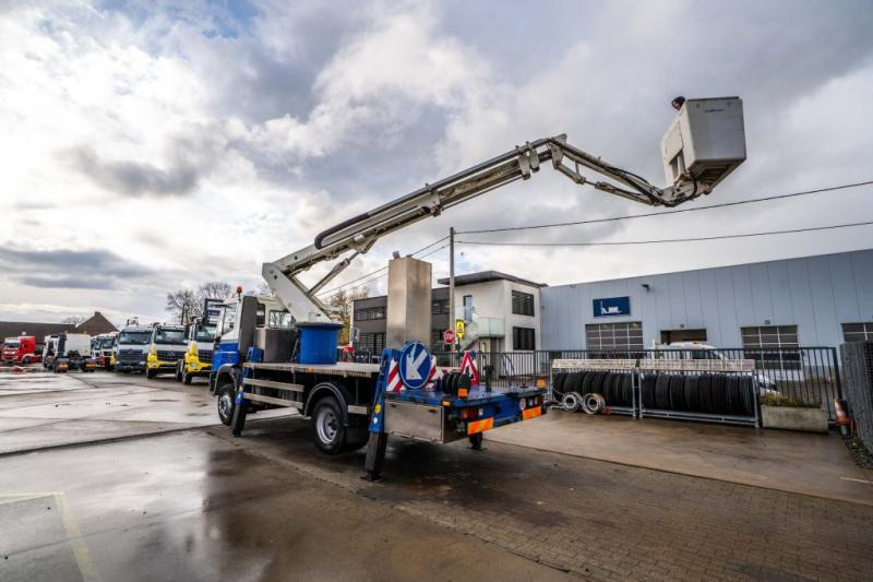 Iveco 130E18 + COMET 165 TA - Dvižna ploščad montirana na tovornjak: slika 4 Iveco 130E18 + COMET 165 TA - Dvižna ploščad montirana na tovornjak: slika 4