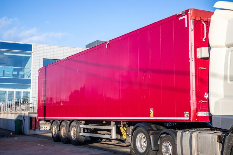 KRAKER WALKING FLOOR CF 200-92 m3 - Tovorna pohodna polprikolica: slika 2 KRAKER WALKING FLOOR CF 200-92 m3 - Tovorna pohodna polprikolica: slika 2