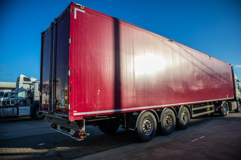 KRAKER WALKING FLOOR CF 200-92 m3 - Tovorna pohodna polprikolica: slika 3 KRAKER WALKING FLOOR CF 200-92 m3 - Tovorna pohodna polprikolica: slika 3