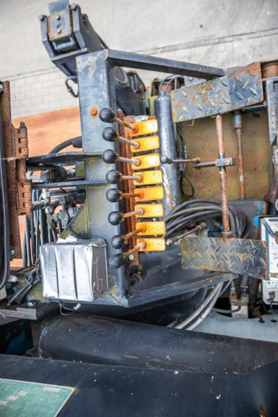 Kennis KENNIS R16 - Polprikolica s kesonom: slika 5 Kennis KENNIS R16 - Polprikolica s kesonom: slika 5