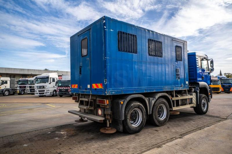 MAN TGA 33.363 FDAK- 6x6 + LABO - Tovornjak zabojnik: slika 4 MAN TGA 33.363 FDAK- 6x6 + LABO - Tovornjak zabojnik: slika 4