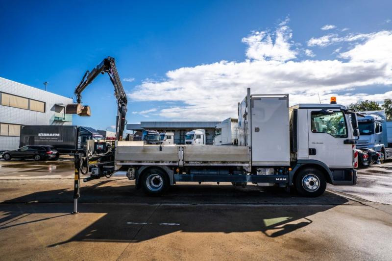 MAN TGL 12.190 BL + HIAB 055 D-1 HIDUO - Tovornjak s kesonom, Tovornjak z dvigalom: slika 3 MAN TGL 12.190 BL + HIAB 055 D-1 HIDUO - Tovornjak s kesonom, Tovornjak z dvigalom: slika 3