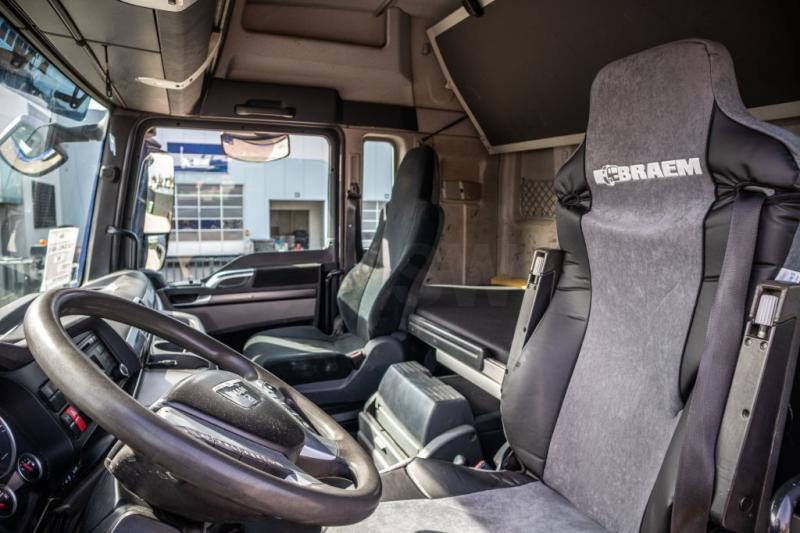 Kotalni prekucni tovornjak, Tovornjak z dvigalom MAN TGX 25.440 LL - HIAB 122 PRO: slika 9