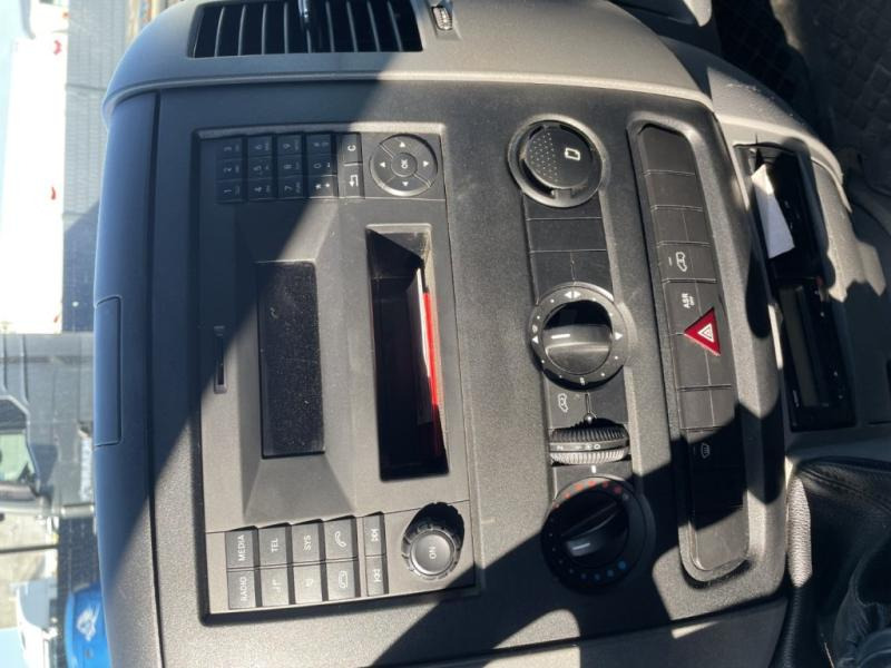 Dostavno vozilo s kesonom Mercedes SPRINTER 516 CDI - 64 558 KM: slika 6