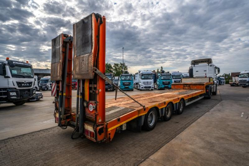 Nooteboom OSDS-41-03 - 51 250 KG - Nizko noseča polprikolica: slika 4 Nooteboom OSDS-41-03 - 51 250 KG - Nizko noseča polprikolica: slika 4