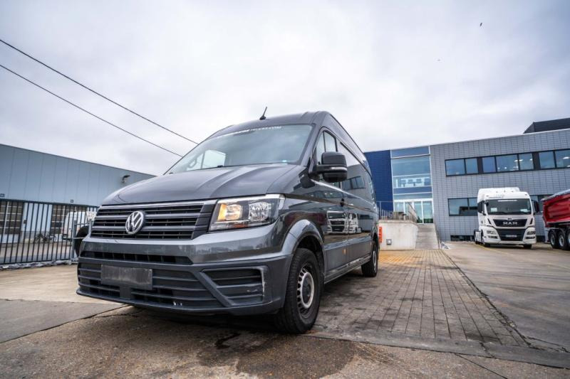 VW CRAFTER 2.0 TDI - 70 536 KM - Furgon: slika 2 VW CRAFTER 2.0 TDI - 70 536 KM - Furgon: slika 2