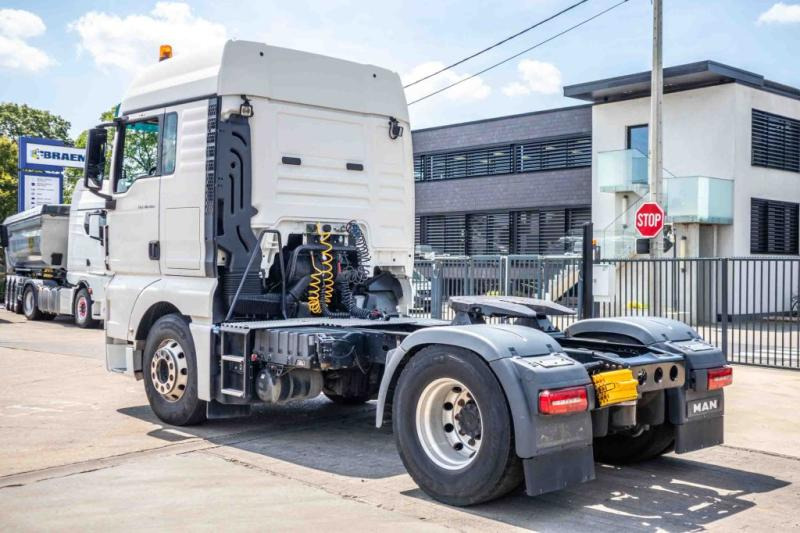 MAN TGX 18.460 XLX BLS+ INTARDER - Vlačilec: slika 4 MAN TGX 18.460 XLX BLS+ INTARDER - Vlačilec: slika 4