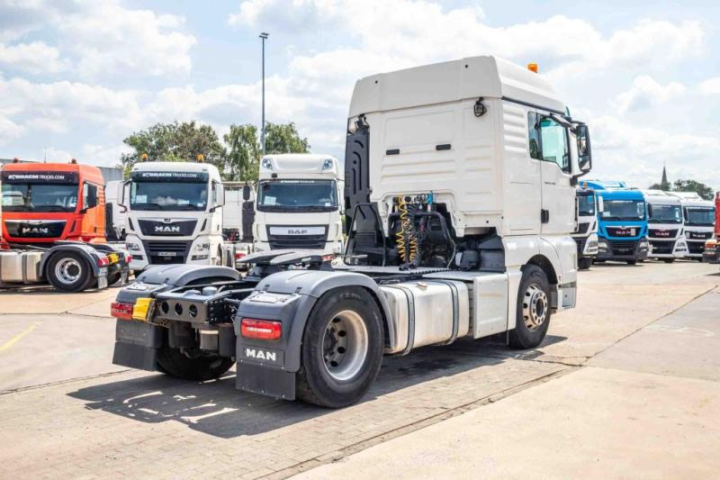 MAN TGX 18.460 XLX BLS+ INTARDER - Vlačilec: slika 3 MAN TGX 18.460 XLX BLS+ INTARDER - Vlačilec: slika 3