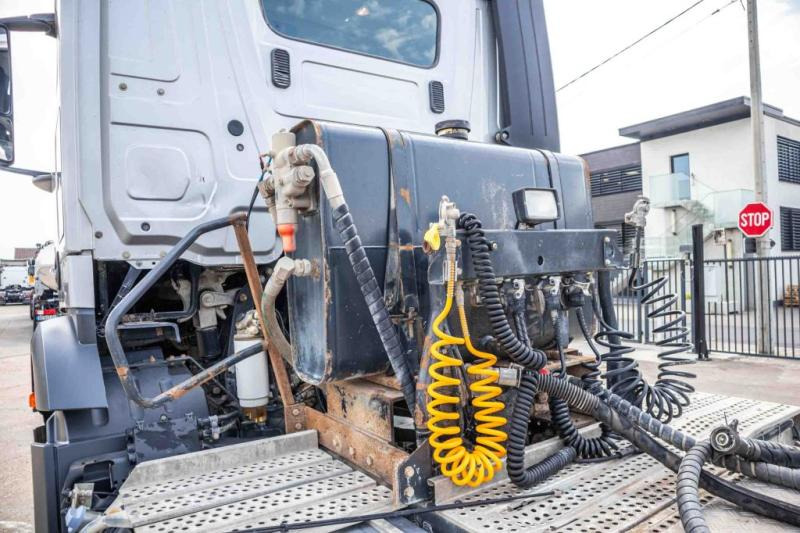 Mercedes AROCS 2645 BLS-6X4 - Vlačilec: slika 5 Mercedes AROCS 2645 BLS-6X4 - Vlačilec: slika 5