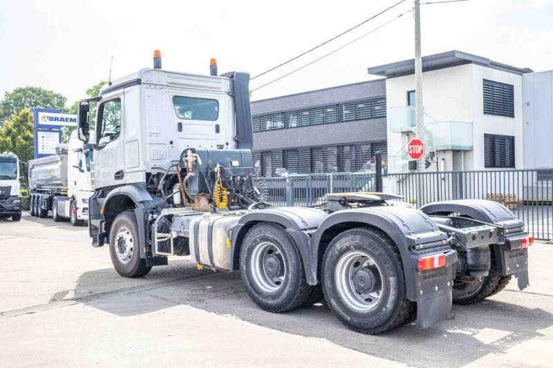 Mercedes AROCS 2645 BLS-6X4 - Vlačilec: slika 4 Mercedes AROCS 2645 BLS-6X4 - Vlačilec: slika 4