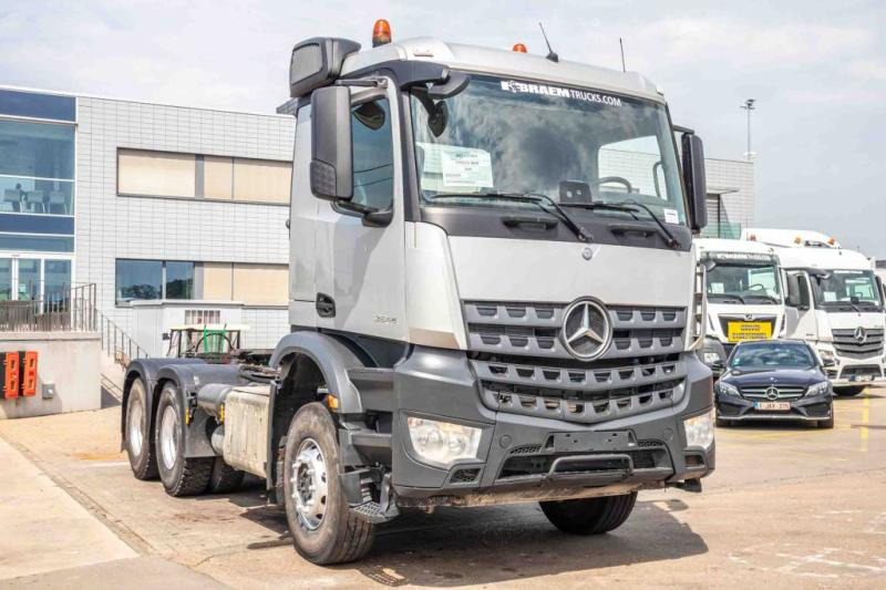 Mercedes AROCS 2645 BLS-6X4 - Vlačilec: slika 2 Mercedes AROCS 2645 BLS-6X4 - Vlačilec: slika 2