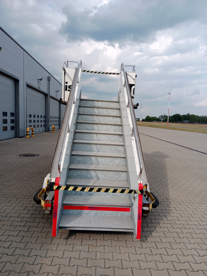 Denge TS3800 - Potniške stopnice: slika 2 Denge TS3800 - Potniške stopnice: slika 2