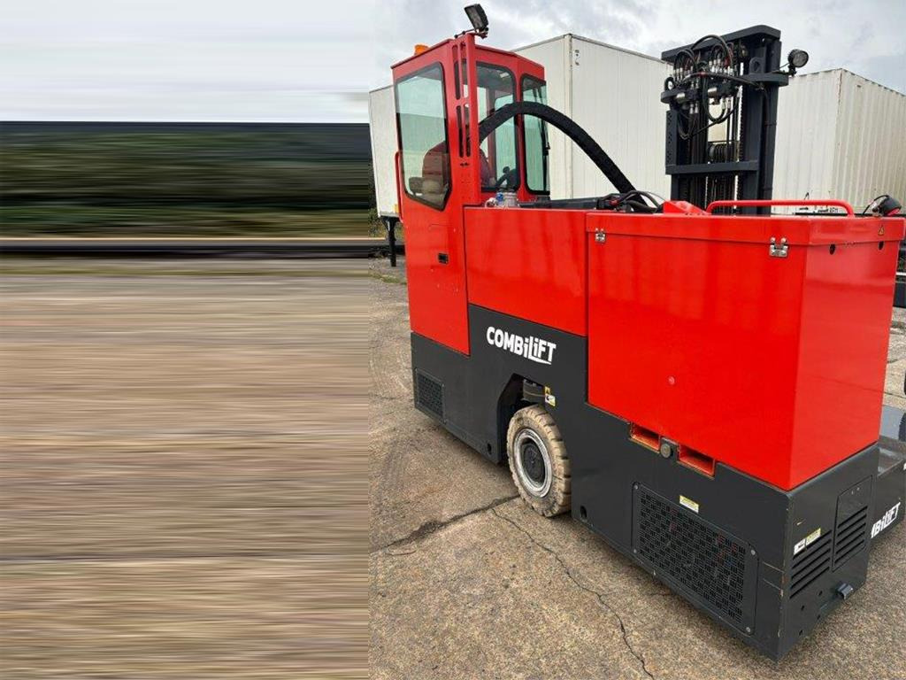 Combilift C3000 STE - TRIPLEX - 4-potni viličar s pomičnim teleskopom: slika 4 Combilift C3000 STE - TRIPLEX - 4-potni viličar s pomičnim teleskopom: slika 4
