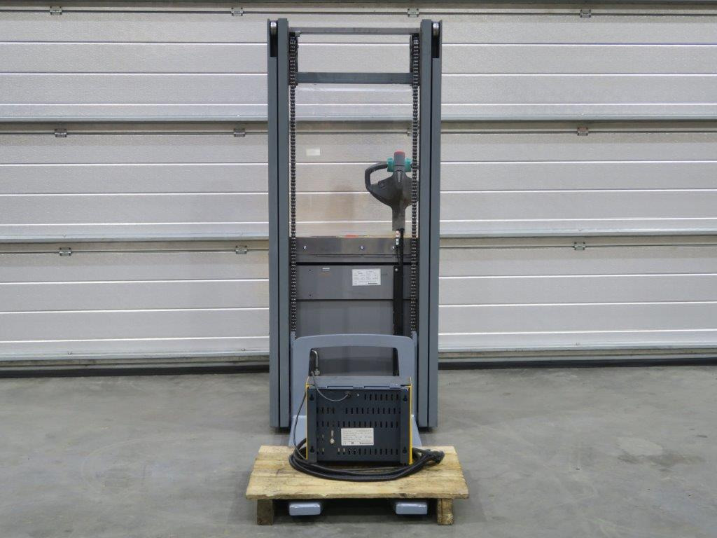 Jungheinrich EJC214 - Stroj za zlaganje: slika 5 Jungheinrich EJC214 - Stroj za zlaganje: slika 5